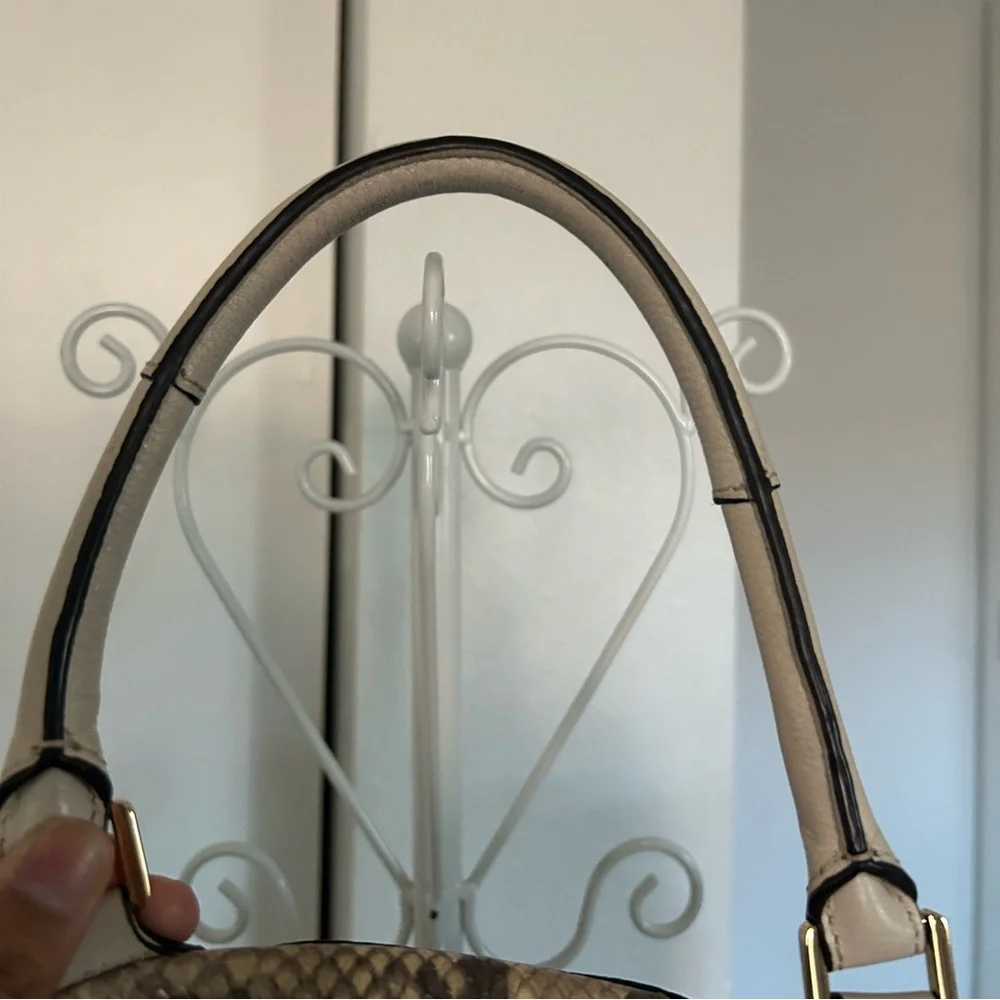 Michael Kors Snakeskin-Print Beige Leather Shoulder Bag With Gold-Tone Accents & - Picture 15 of 16